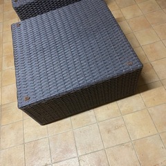 ラタン調テーブル2個セットの画像