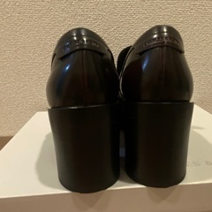 チャールズアンドキース　ローファーの画像