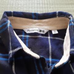 【物々交換可】UNIQLO　青ﾁｪｯｸ　長袖　Sｻｲｽﾞの画像