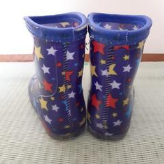 15cm　青のカラフル星柄　長靴　の画像
