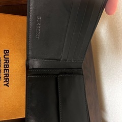 Burberry  二つ折り財布の画像