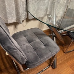 ガラステーブルセット受付終了の画像