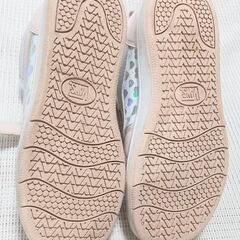 ☆大きくロゴ入り☆比較的美品です☆ VANS スニーカー 子供 キッズ 22cmの画像