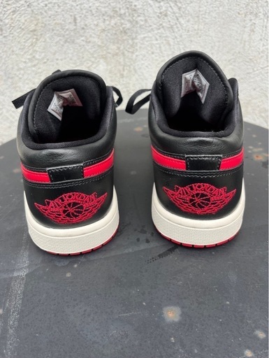 26㎝NIKEエアジョーダンレトロ1LOWカット?プロフ必読