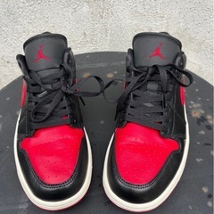 26㎝NIKEエアジョーダンレトロ1LOWカット?プロフ必読
