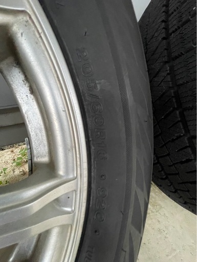 205/60R16 ブリヂストン　スタッドレスタイヤホイールセット　ヴォクシー　他
