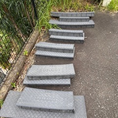 決まりました。段差スロープ 中古品 10cm 段差プレート　ロードアップ の画像