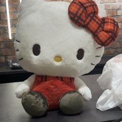 キティちゃんのぬいぐるみ