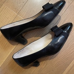 zinniaパンプス、23.5cm