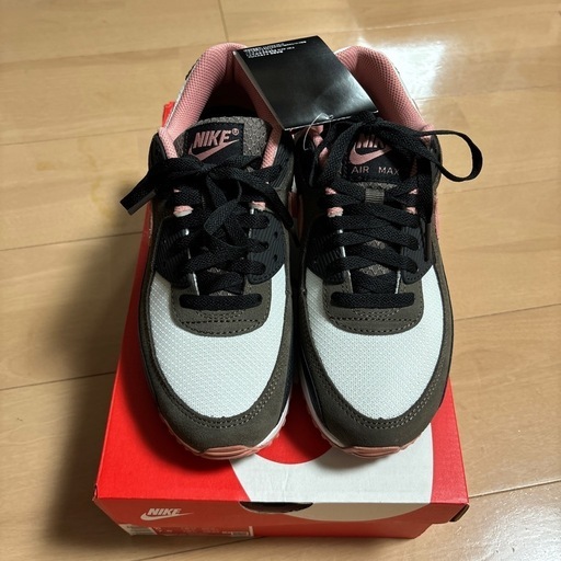 NIKEスニーカーエアマックス90 24センチ