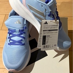 【新品未使用】adidas ランニングシューズ 25cm