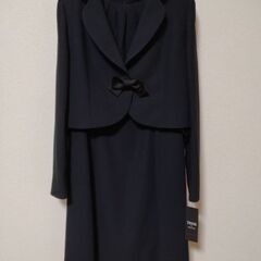 【新品未着用】レディース 礼服 喪服 Mサイズ～Lサイズは