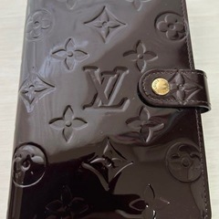Louis Vuitton エナメル 手帳 アマラント 付属品あり