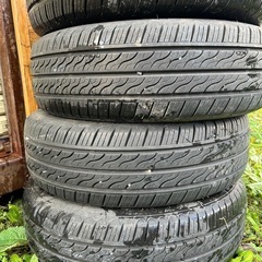 タイヤ　175/70R13