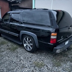 サバーバン　2004年式