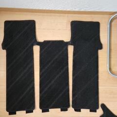 ヴォクシー トヨタ フロアマット 90系 純正 7人乗りの画像