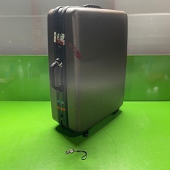 キャリーバッグ　旅行カバン　