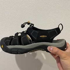 KEENサンダル(箱付き)の画像
