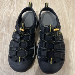 KEENサンダル(箱付き)の画像