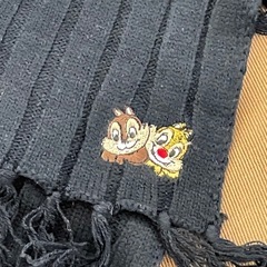 チップとデールマフラーと手袋新品の画像