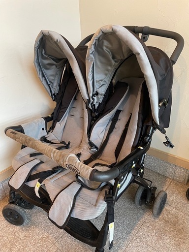 Graco ベビーカー 双子
