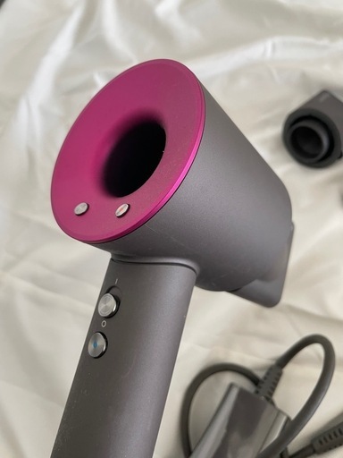 ダイソン DysonHD08　ヘアドライヤー 新品箱無し