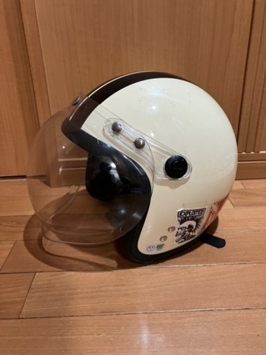 【決まりました】ジェットヘルメット　2021年製造　3シーズン夏のみ使用　57-60cm シールド付き　ワンタッチバックル