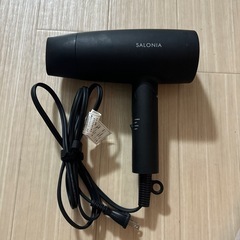 SALONIAドライヤー　ブラック　マット　コンパクト　美品