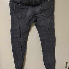 メンズ　DIESEL スキニーパンツ グレーの画像