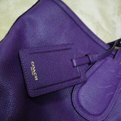 本物！正規品！COACHコーチのカバン中古の画像