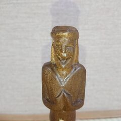 木箱入り　木彫り像　