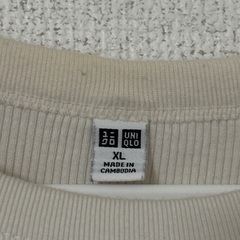 ユニクロUNIQLO Tシャツ（白）の画像