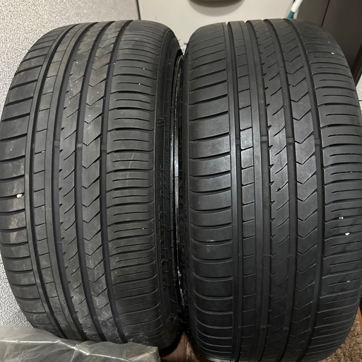 写真アップしました！WINRUN R330 245-35-20 9分山タイヤのみ2本※訂正しました