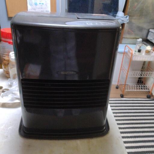 値下げしましたコロナ石油ファンヒーター