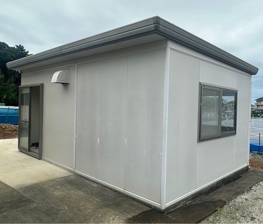 交渉中　プレハブ　小屋