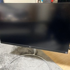27インチPCモニター