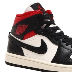 新品✨27cm NIKEエアジョーダンの画像