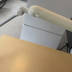 デスクライトの画像