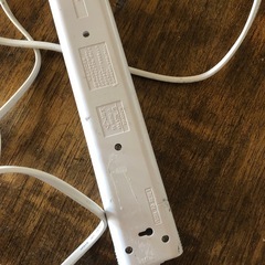 コード　独立スイッチ付タップ ６個口２ｍの画像