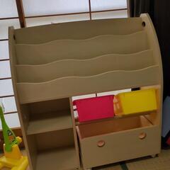 ゆきかさま専用たしかIKEAの本棚