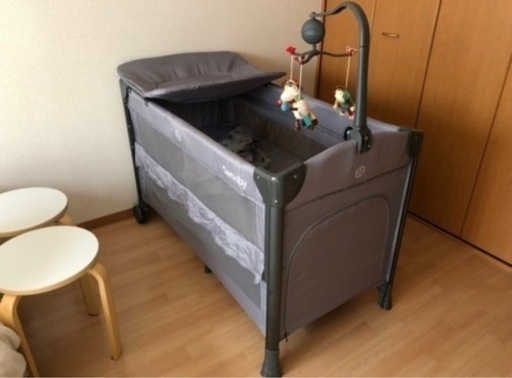 折りたたみベビーベッド