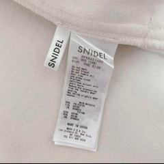 SNIDEL 白のコート の画像