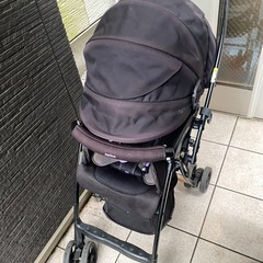 Aprica  ベビーカーの画像