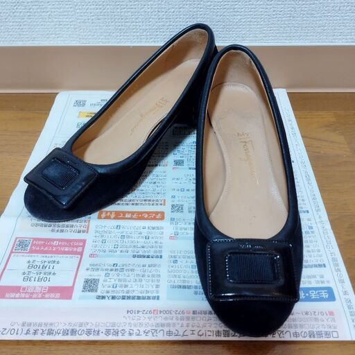 MY Ferragamo　パンプス（スウェード黒）