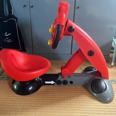 赤い車