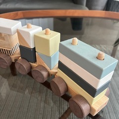 KIDS CONCEPT ⭐︎木製おもちゃ⭐︎汽車⭐︎積み木　の画像