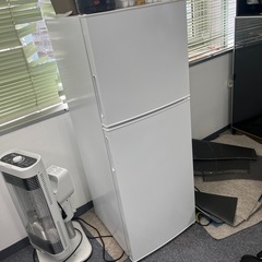 2ドア冷蔵庫の画像