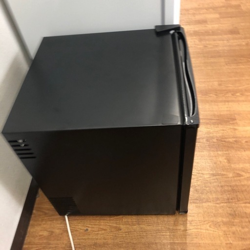 安心の6ヶ月保証付！！【SUNRUCK 1ドア冷蔵庫　SR-R4805K 2024年発売モデル　程度A】売ります！取りに来れる方限定！