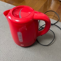 電気ケトルの画像