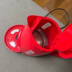 電気ケトルの画像